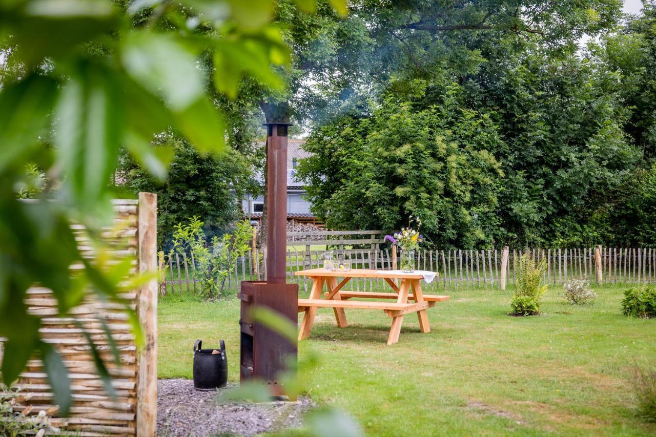 Bij De Genieterij Luxe Tiny Houses Koudum Exterior foto